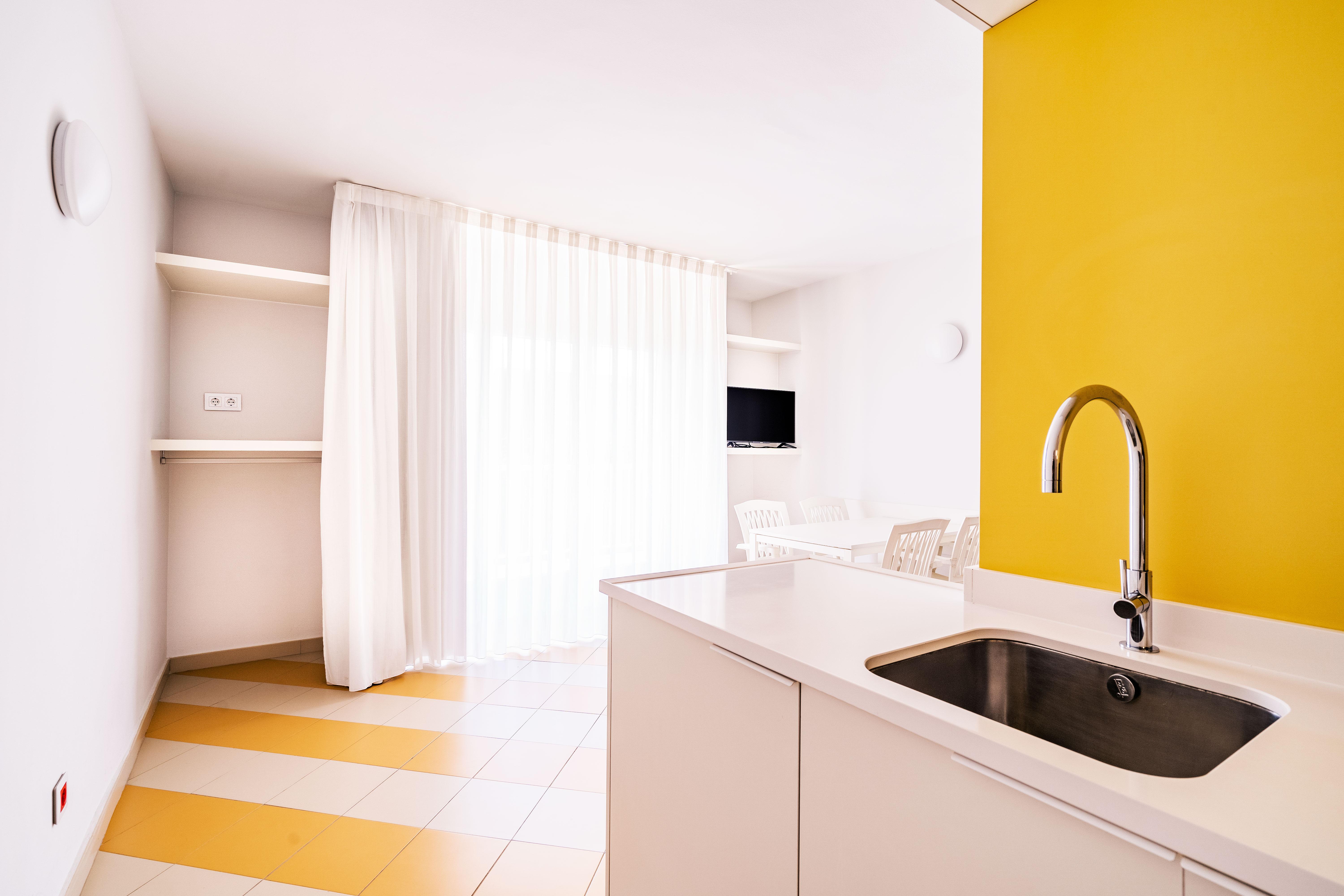 Apartamentos Sunway Amapola Sitges Exterior photo